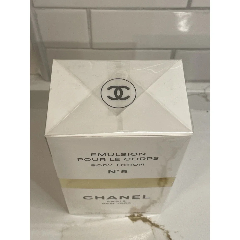 Vintage Chanel No 5 Body Lotion Perfumed Scented 7 fl oz/207 ml Box Sealed‎